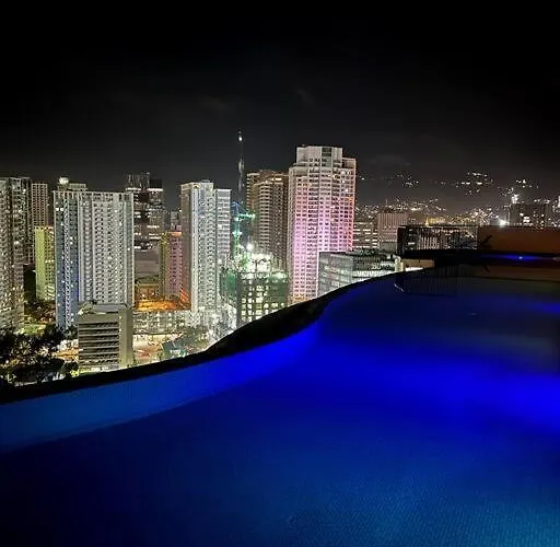New Modern Cozy In Ayala Business Park * Cebu