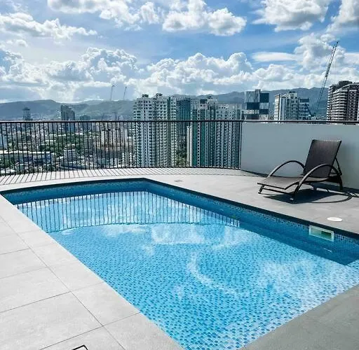 New Modern Cozy In Ayala Business Park Cebu